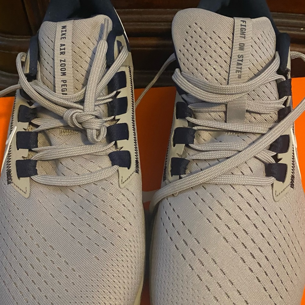 NIB PSU Nike Mens sneakers